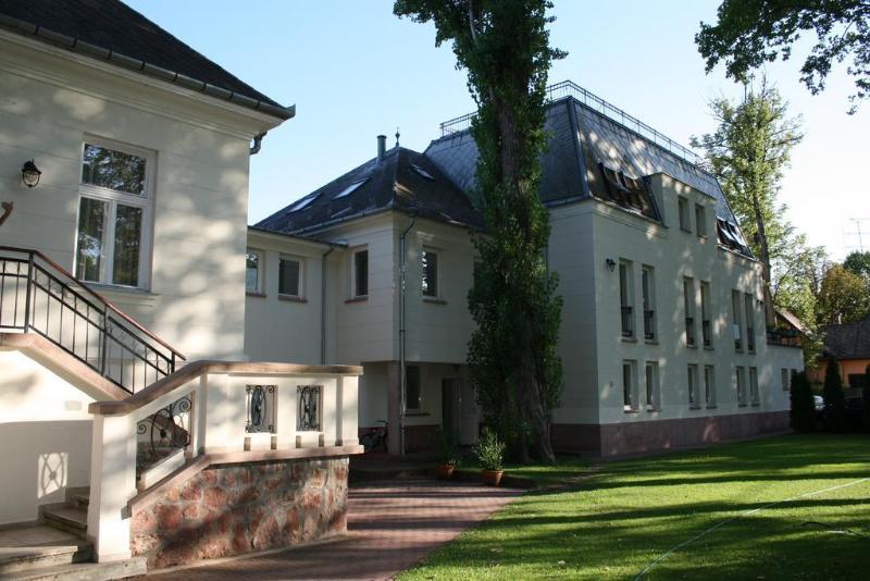 Fonix Hotel Balatonfoldvar Exterior foto