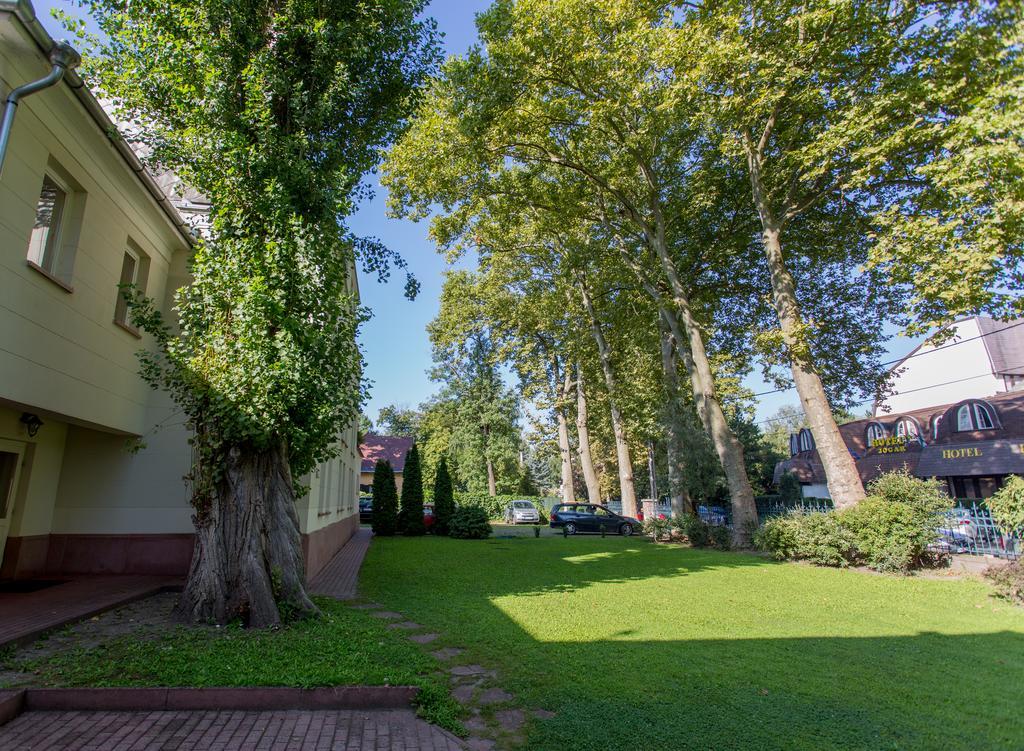 Fonix Hotel Balatonfoldvar Exterior foto