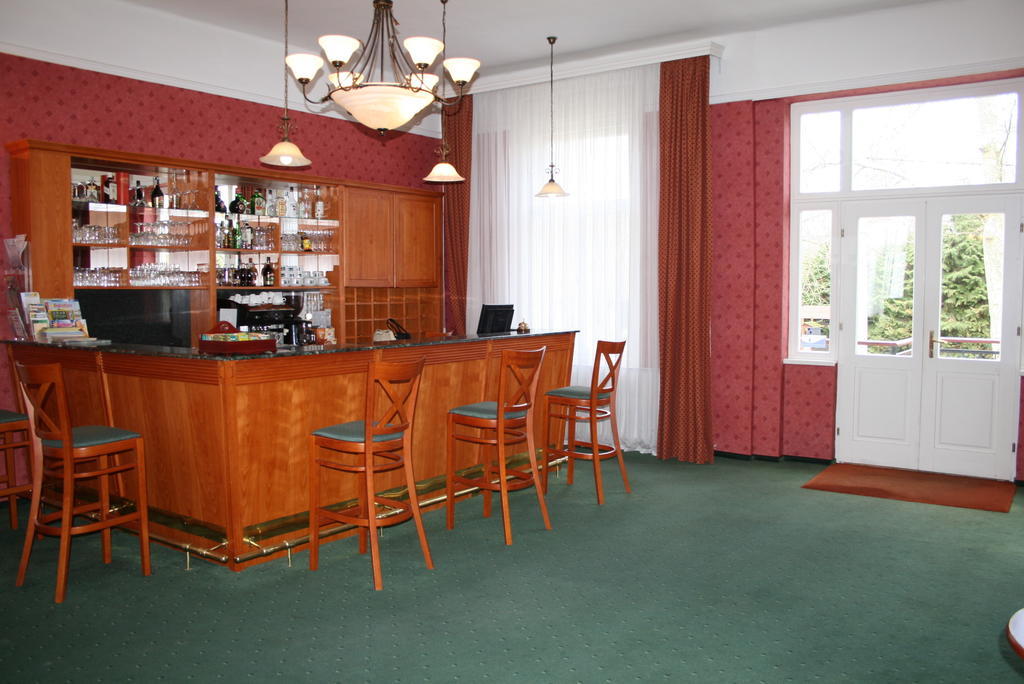 Fonix Hotel Balatonfoldvar Exterior foto